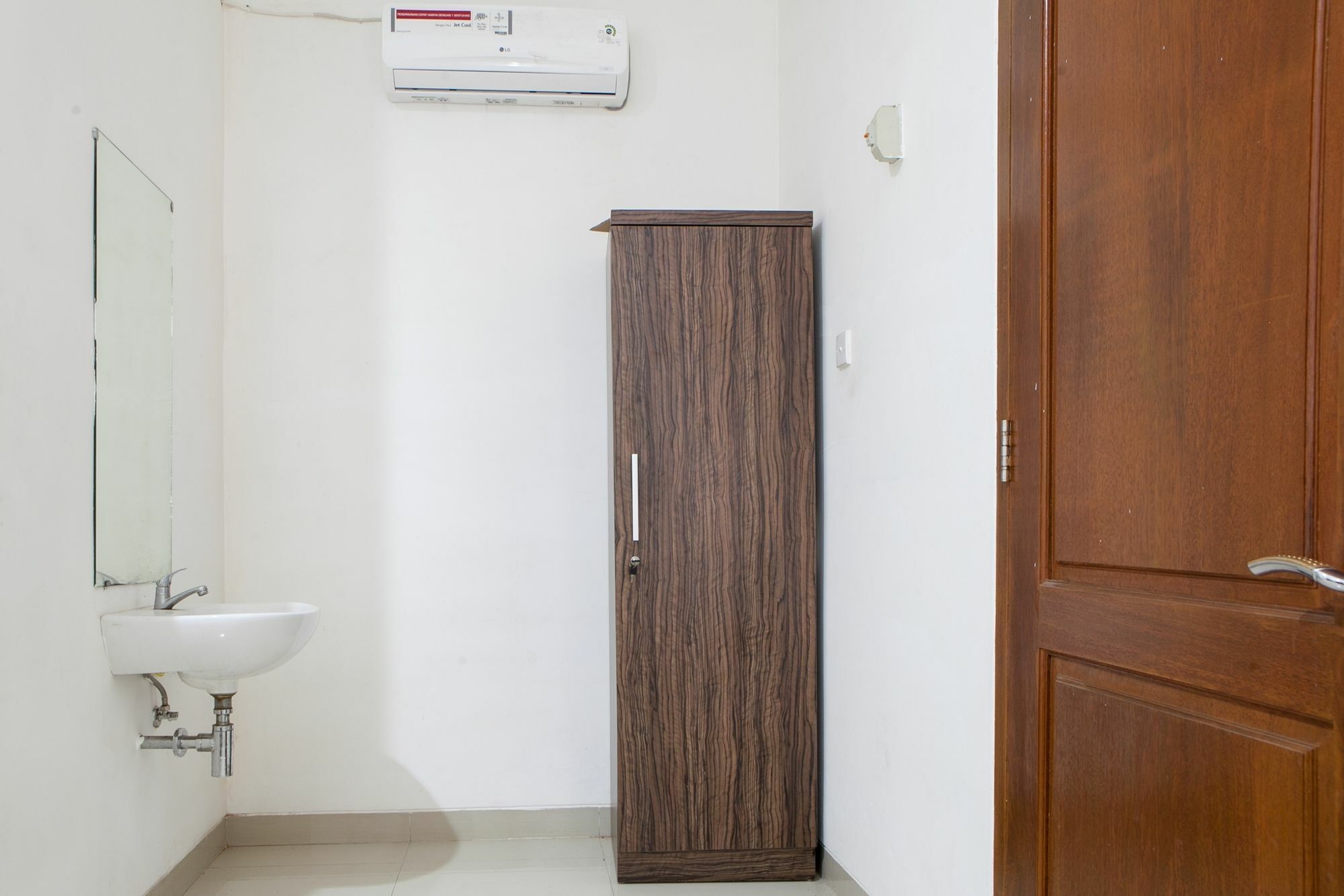 Reddoorz Near Tegalega Park Hotel Bandung Buitenkant foto